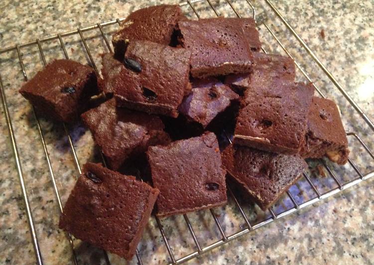 gambar untuk resep makanan Easy moisty crunchy fruity brownie