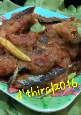 Ikan salem bumbu bali