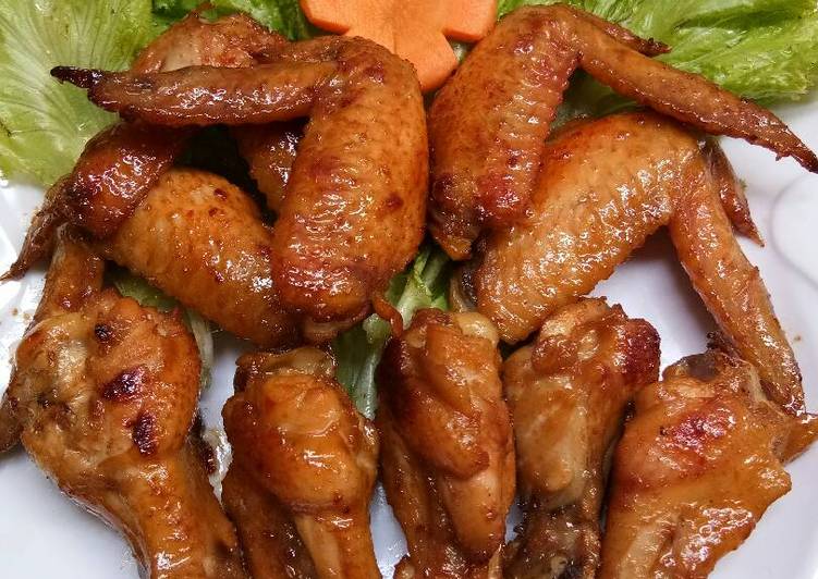 gambar untuk resep makanan Honey Spicy Chicken Wings