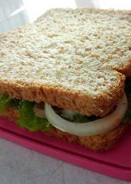 Sandwich Sosis ayam (diet)