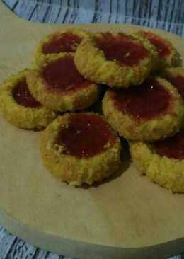 Strawberry thumbprint cookies