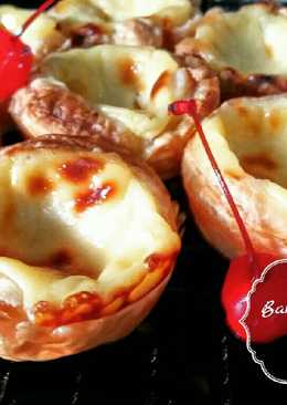 Portuguese egg taart