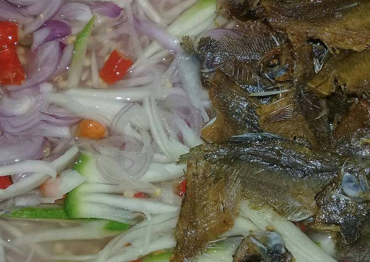 gambar untuk resep Cacapan mangga plus sapat karing (ikan asin)