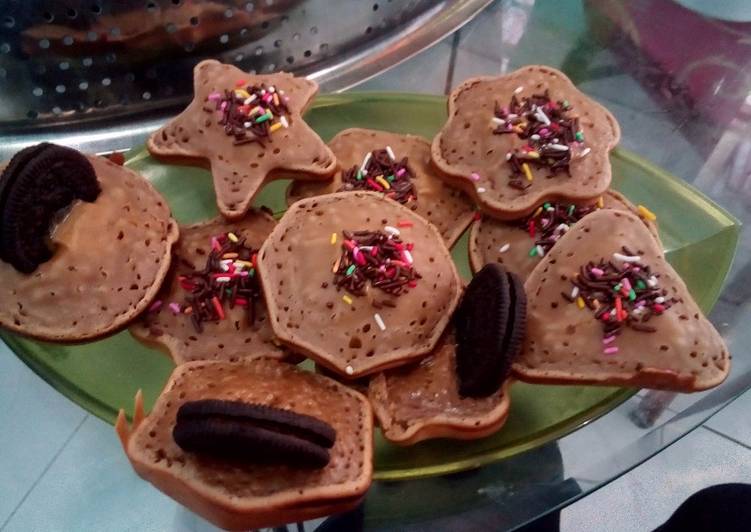 Resep Kue Cubit Coklat dengan Topping Oreo dan Messes Karya Ayu Marisa