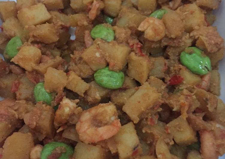 Resep Kentang goreng balado  oleh Intanrony Cookpad