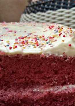 Red velvet with butter cream and cream cheese