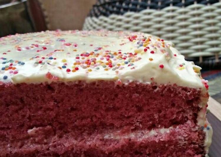 resep lengkap untuk Red velvet with butter cream and cream cheese