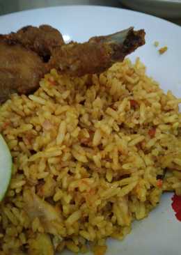 Nasi goreng Kuning