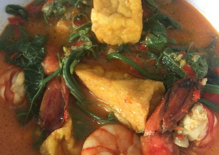 gambar untuk resep makanan Sayur lodeh pedas isi tahu,udang dan daun labu