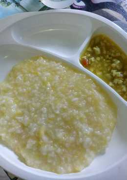 Bubur jagung tenggiri bumbu kuning