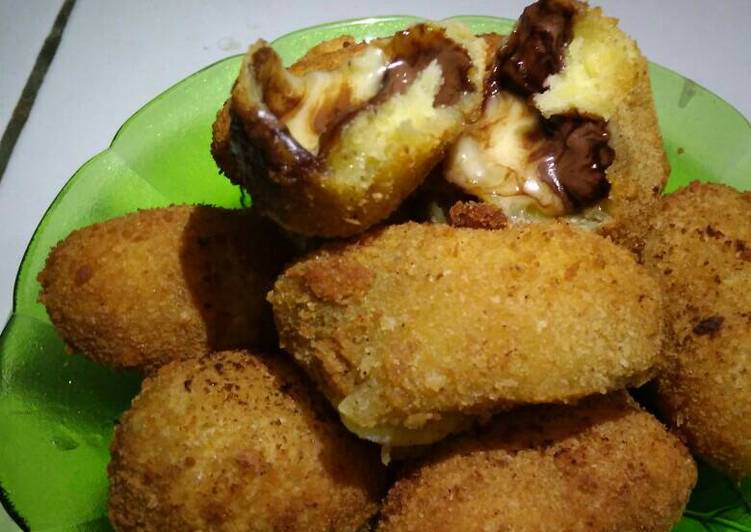 gambar untuk cara membuat Roti goreng coklat mozzarella