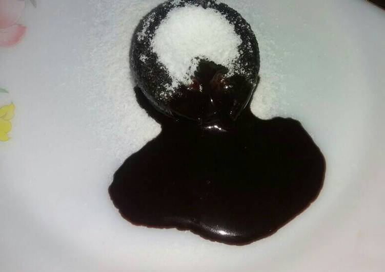 Resep Choco Lava Cake (Molten Cake) - Ria Khairiyah