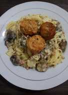 Spaghetti carbonara meatball