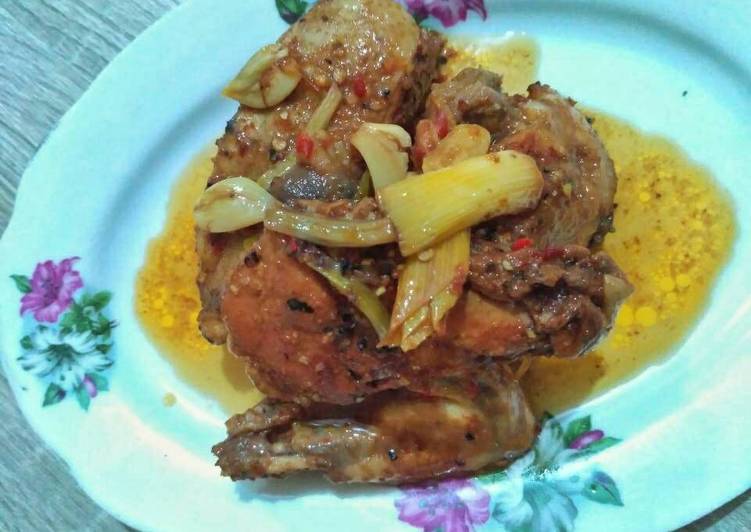 bahan dan cara membuat Ayam panggang/Kukus Terasi