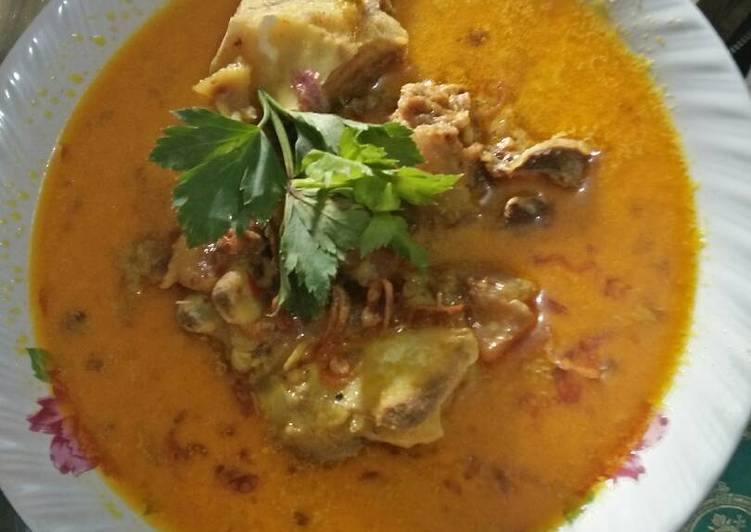 gambar untuk resep Soto Buntut Sapi