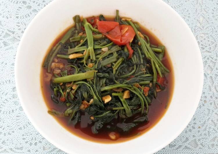 Kangkung kecap tomat