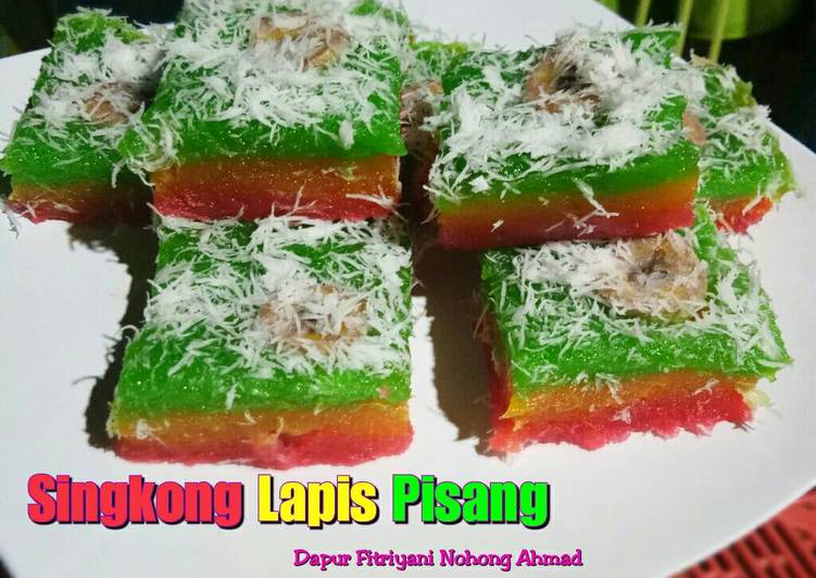 gambar untuk cara membuat Kue Singkong Lapis pisang ala Dapur Fitri