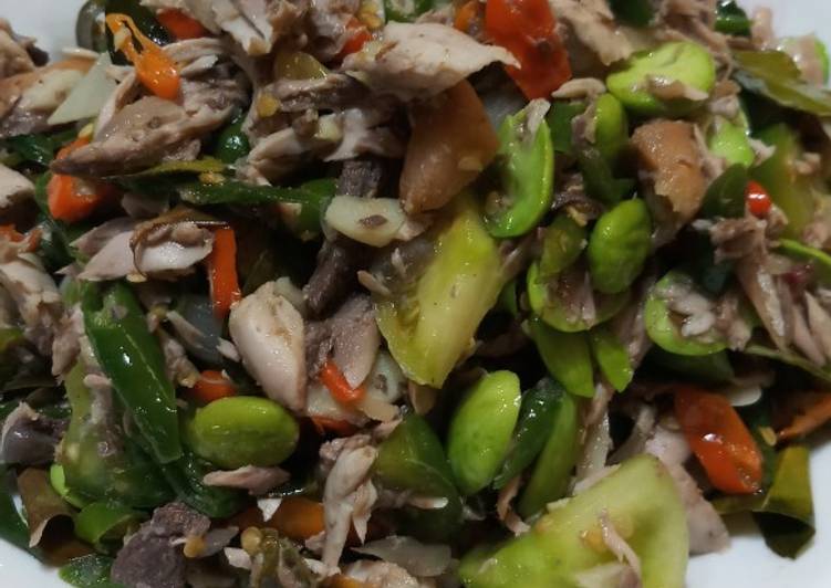 Tongkol suir tumis cabe pete