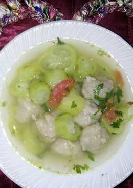 Sayur bening gambas bakso