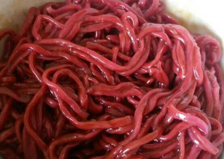 cara membuat Mie homemade (dr beetroot)