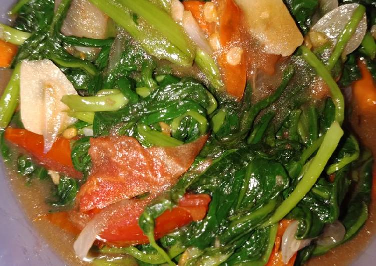 resep lengkap untuk Oseng kangkung saos tiram