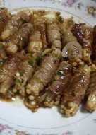 Daging sapi gulung jamur (enoki beef rolls)