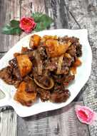 Semur Daging Sapi dan Kentang