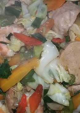 Tumis sayur udang bakso