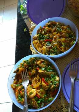 Kwetiau Goreng Special