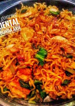 Mie goreng oriental