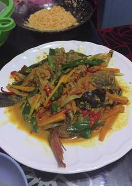 Ikan mujaer masak kuah asem manis