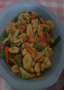 Tumis pelangi telur bakso