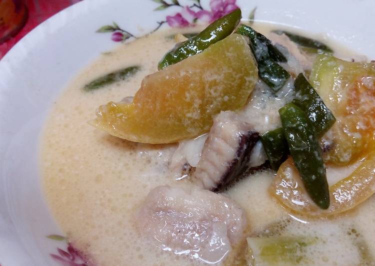 Resep Lodeh gurih ikan pari segar Dari Farahdilla Gunawan