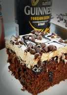 Cake coklat potong (dengan beer)