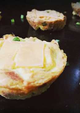 Cheesy Potato Muffins #Maree