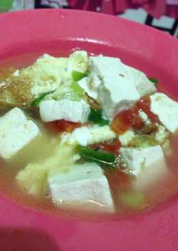 Tahu kuah telur dadar