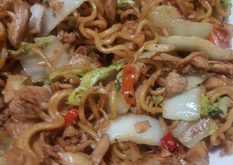 resep makanan Mie Goreng Ayam Sawi Putih