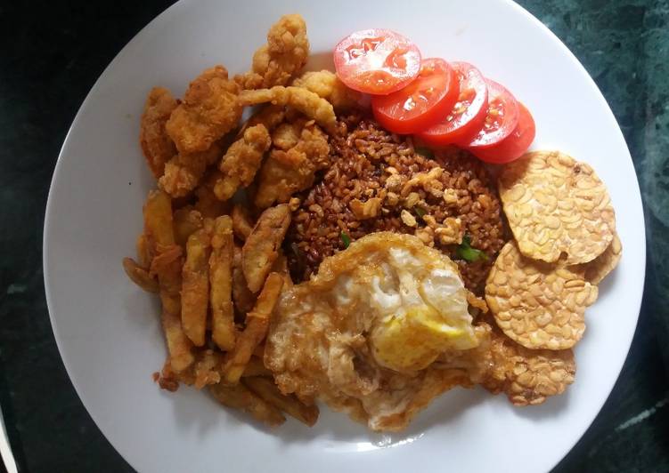 gambar untuk resep makanan Nasi goreng lada hitam (beras merah)