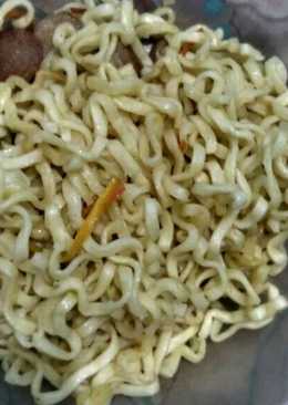 Mi goreng sosis