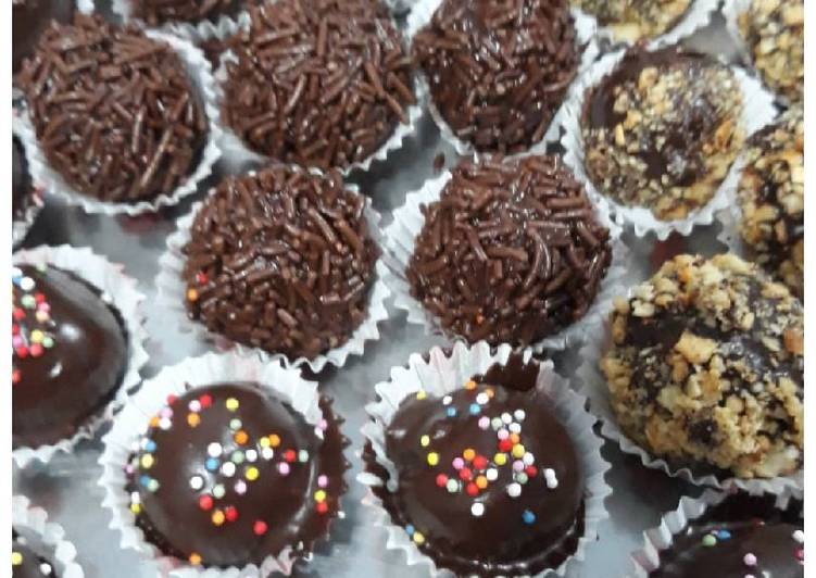 gambar untuk resep Choco ball brownies.