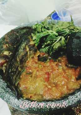 Lele panggang sambel tomat goreng