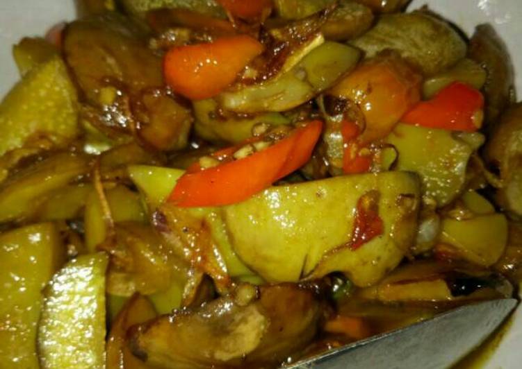 Resep Tumis jengkol pedas manisno pakai ribet Oleh annisa ayu