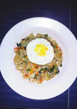 Nasi goreng sayur bumbu kemiri