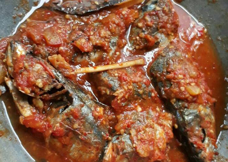 resep lengkap untuk Kembung balado ala sarden