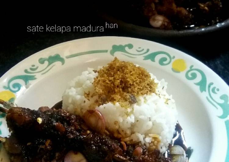 bahan dan cara membuat Sate Kelapa khas Madura #kitaberbagi