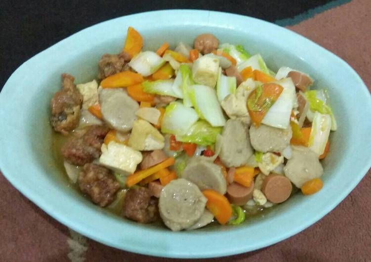 resep Tumis sayur campur ayam pentol sosis endeees????