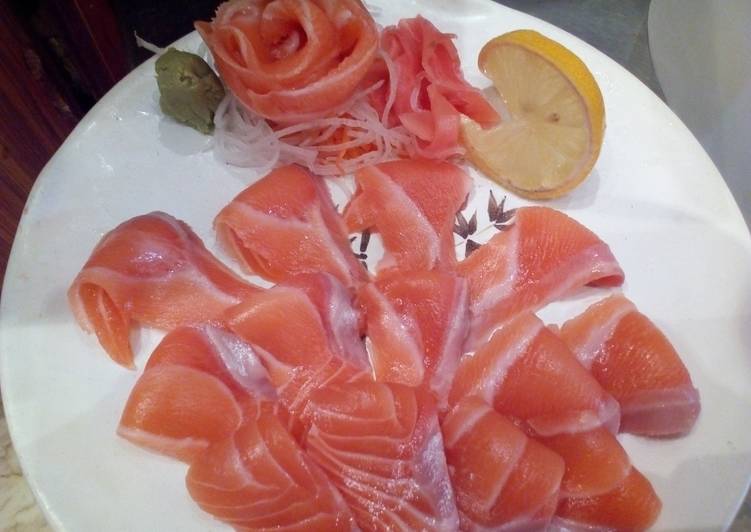 gambar untuk resep Salmon belly sashimi