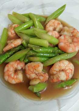 Tumis asparagus udang saos tiram