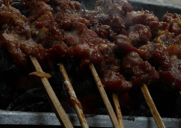 bahan dan cara membuat Sate kambing empuk