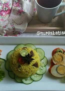 Nasi Kuning Rempah Soto